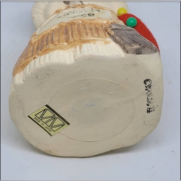 Pin cushion, straw doll, vintage, vintage pin cushions, sewing accessories, pins - Picture 7 of 7